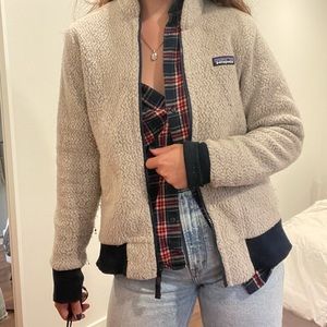 Patagonia zip up sweater